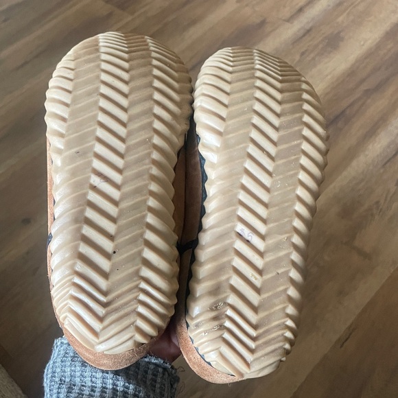 Sorel Men’s Dude Moc Tan Suede Slipper Size 7.5 - Picture 13 of 14